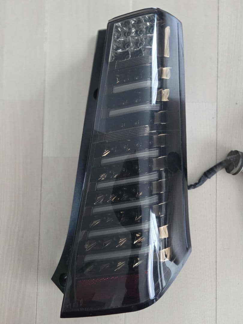 ワゴンRスティングレーMH23S　ヴァレンティ LED テールライト