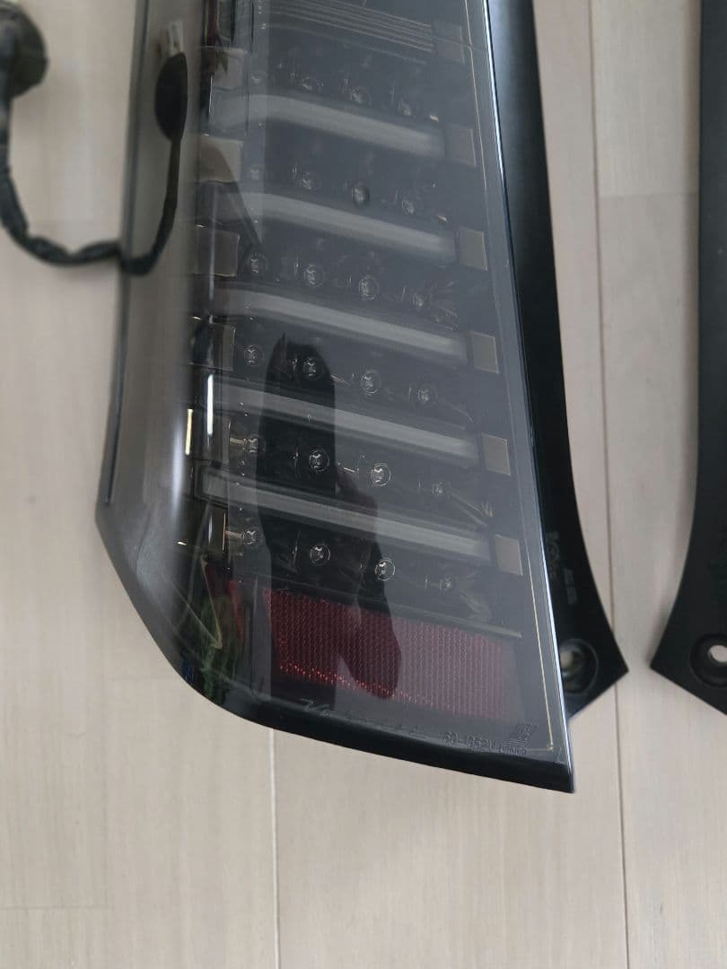ワゴンRスティングレーMH23S　ヴァレンティ LED テールライト