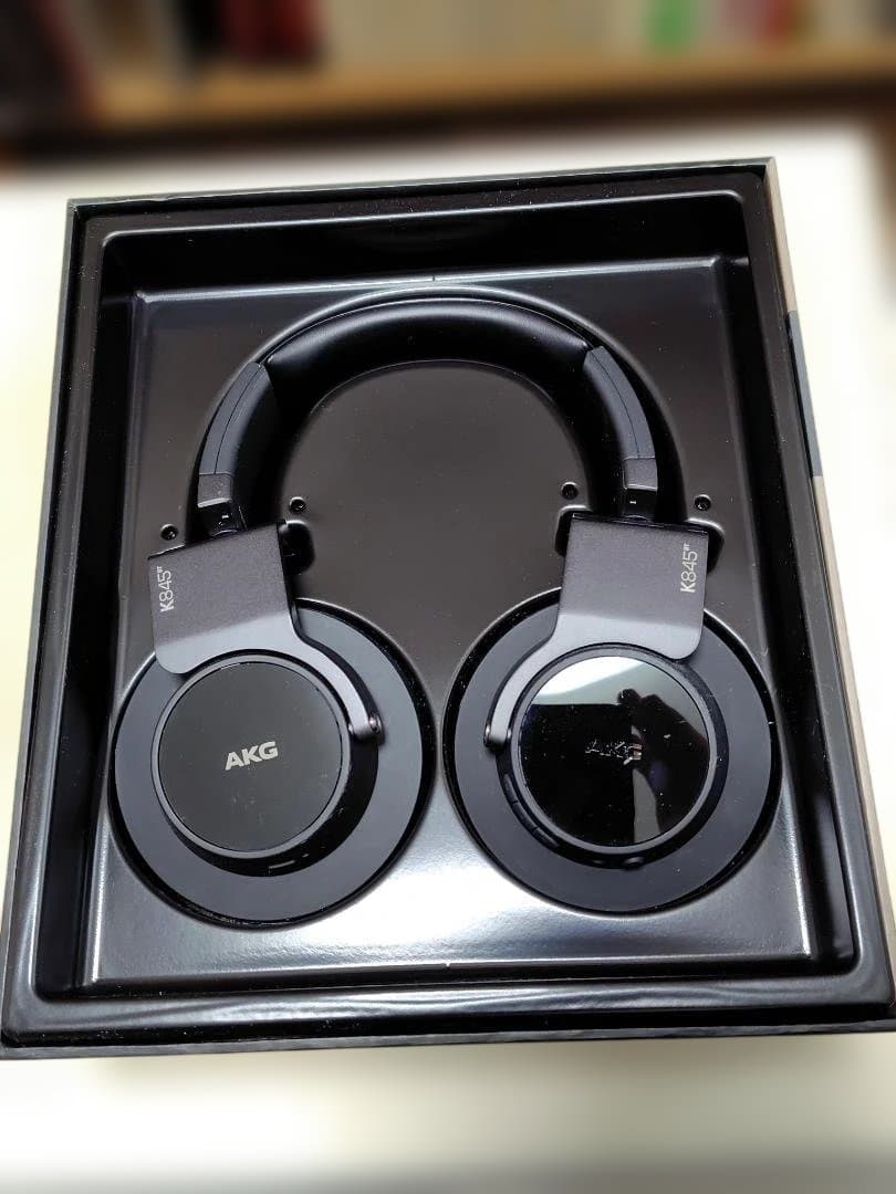 AKG K845BT ワイヤレスヘッドフォン ブラック 未使用(開封済み)