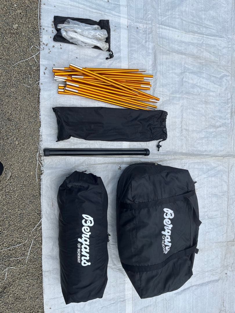 bergans 赤テント