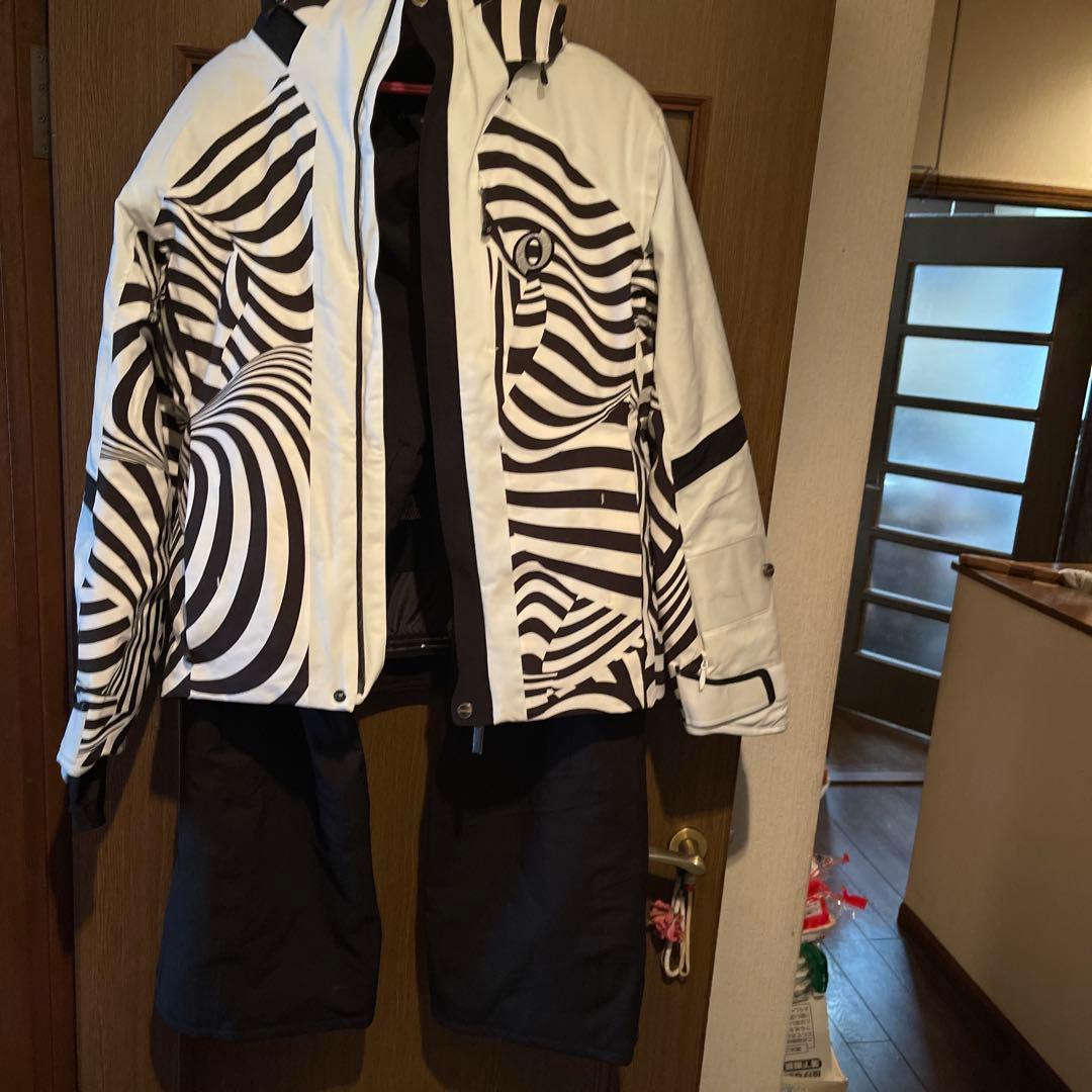オンヨネ　スキーウェア上下セット