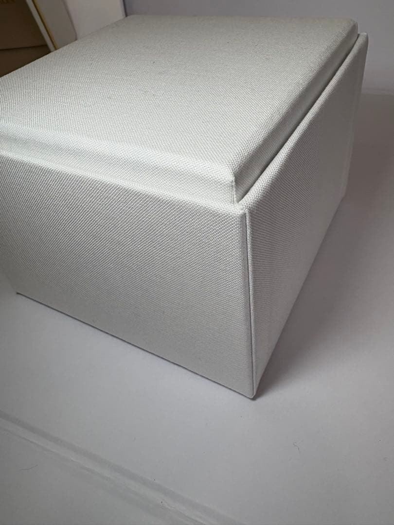 【美品】ブシュロン 空き箱 ジュエリーボックス　リボン付き紙袋2枚