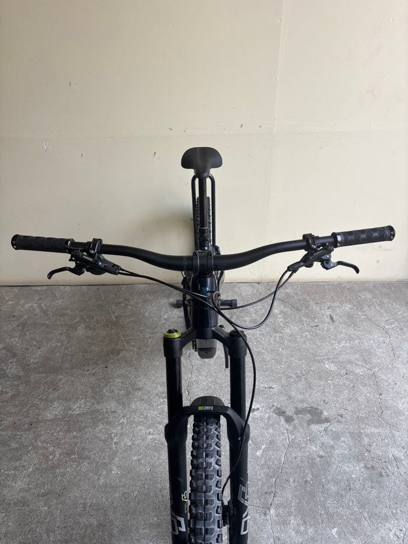 Trek Slash 8 Gen6 M/Lサイズ