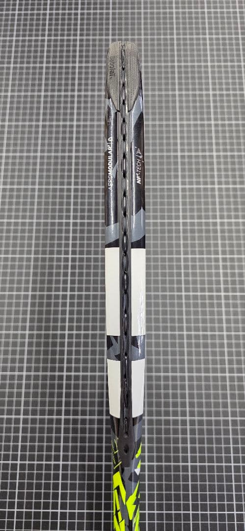 Babolat Pure Aero 硬式テニスラケット G2