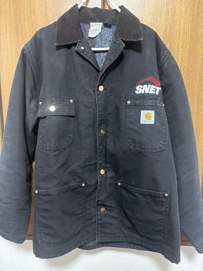 Carhartt SNETロゴ付きジャケット 黒