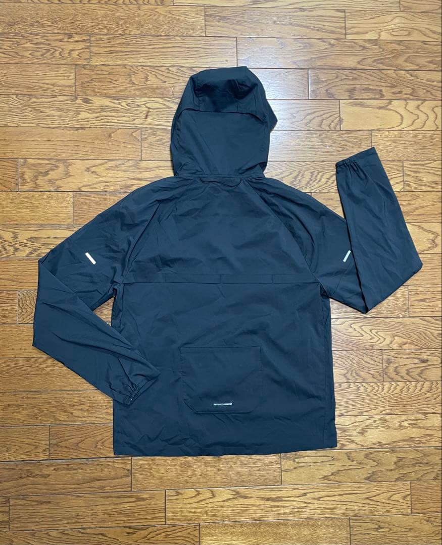 NIKE ランニングジャケット　ウィンドランナー　フルジップ　黒　XLサイズ新品