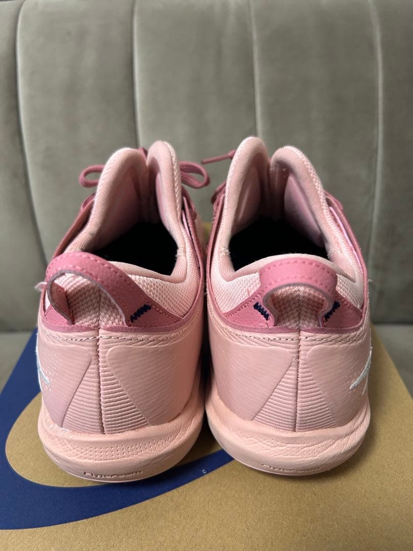 ASICS GEL-NOVA ピンク バスケットシューズ
