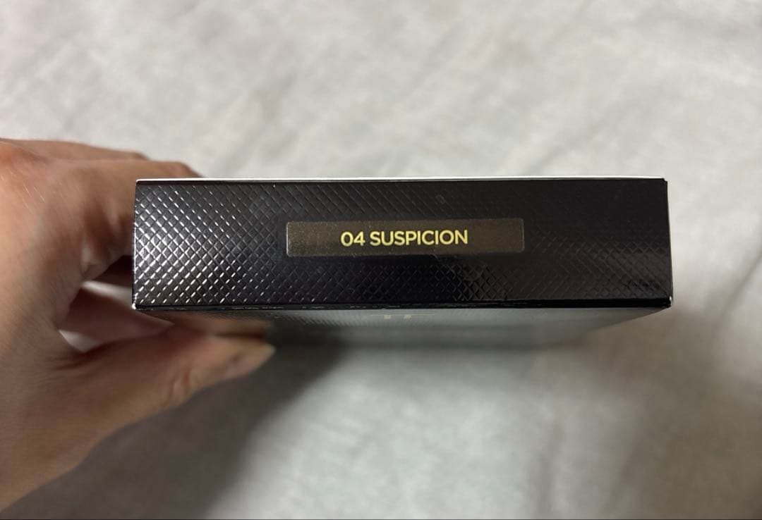 TOM FORD 04Aサスピション アイシャドウパレット アイカラークォード