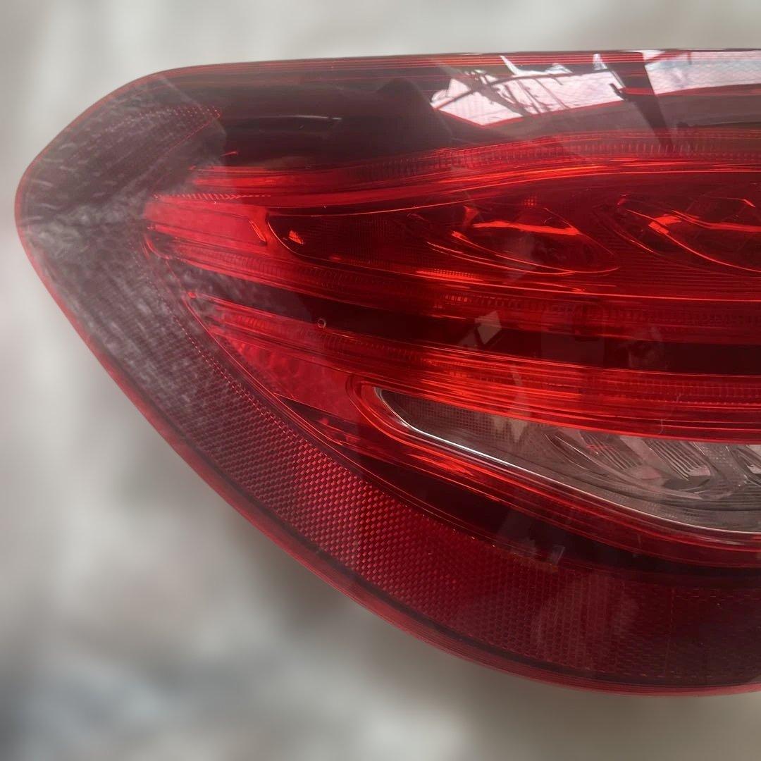 cクラスw205左テールランプ