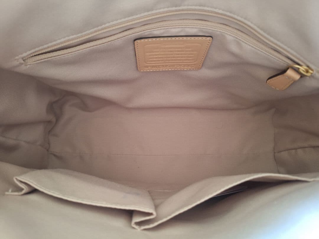 COACH 2way bag　白 ショルダーストラップ付き