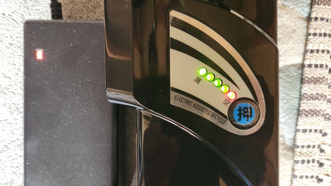 電動アシスト三輪車 シルバー メッシュバスケット付き