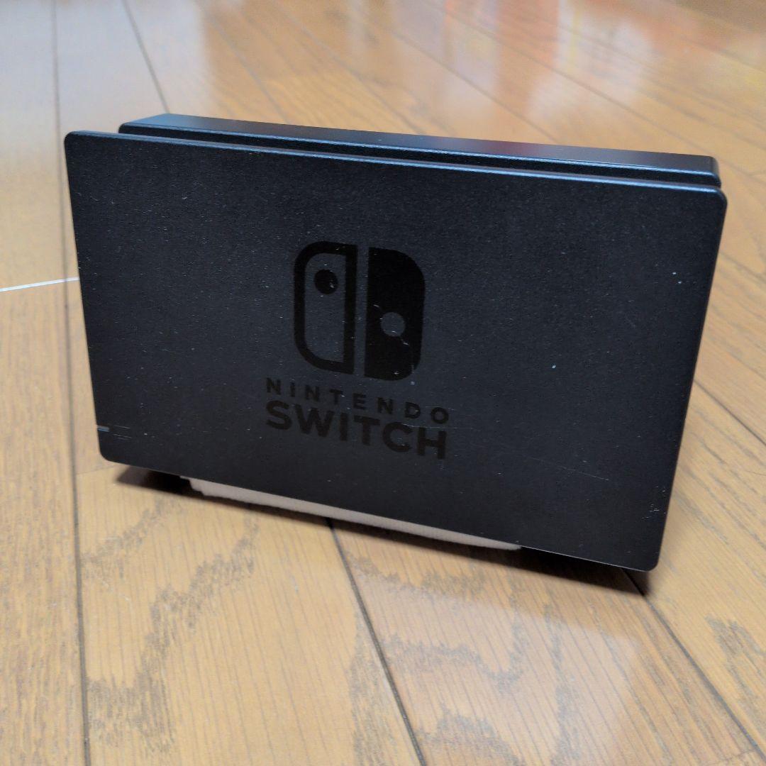 【美品】2021年製Nintendo Switch