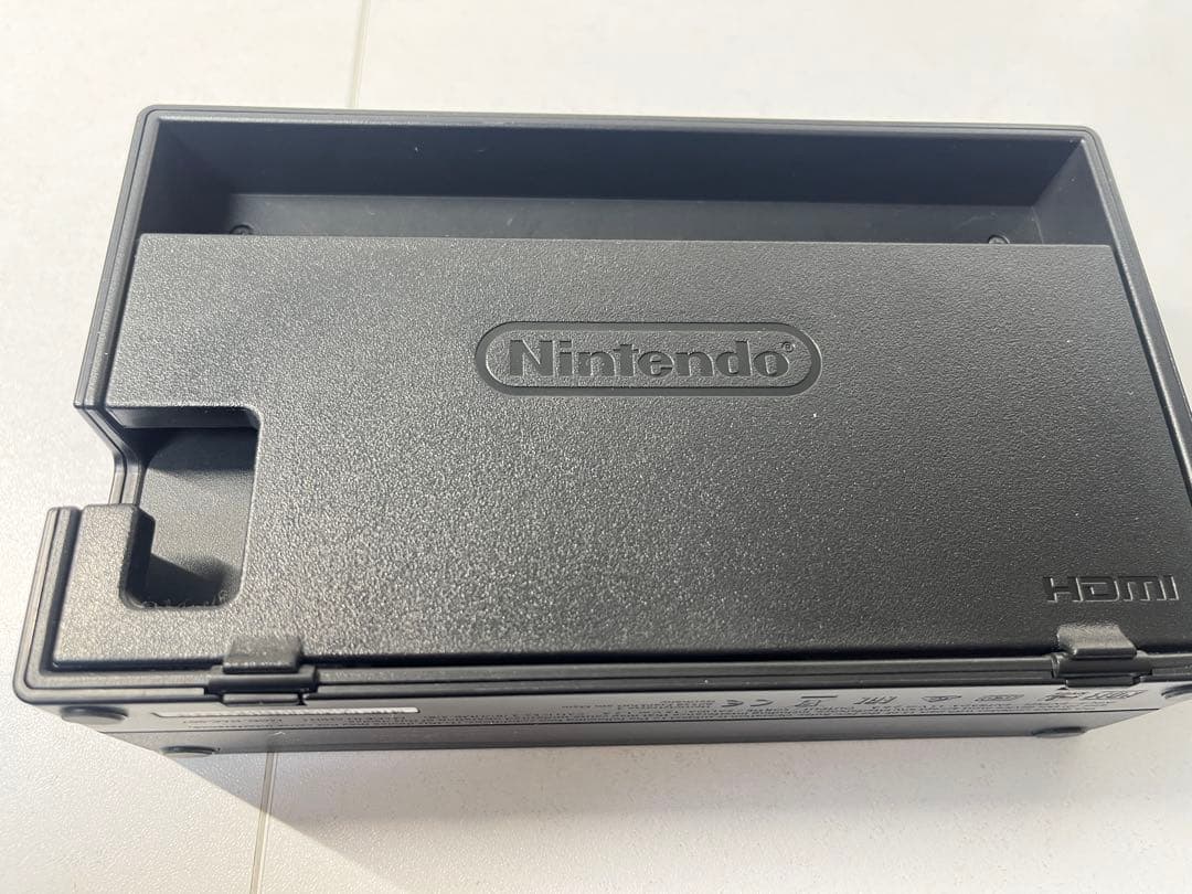Nintendo Switch ピカチュウ ＋ モンスターボールPlus セット