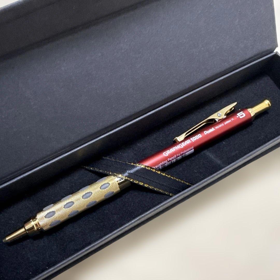 Pentel グラフギア1000 シャープペンシル　韓国限定　レッド