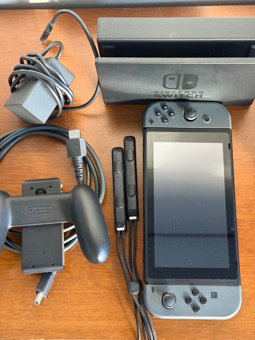 Nintendo Switch 本体 + Joy-Con + 充電器
