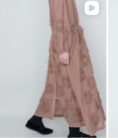 美品 qiri 桐生 rondo ribbon embroideryワンピース