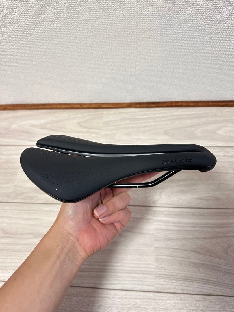 ボントレガー Aeolus Comp サドル 145mm