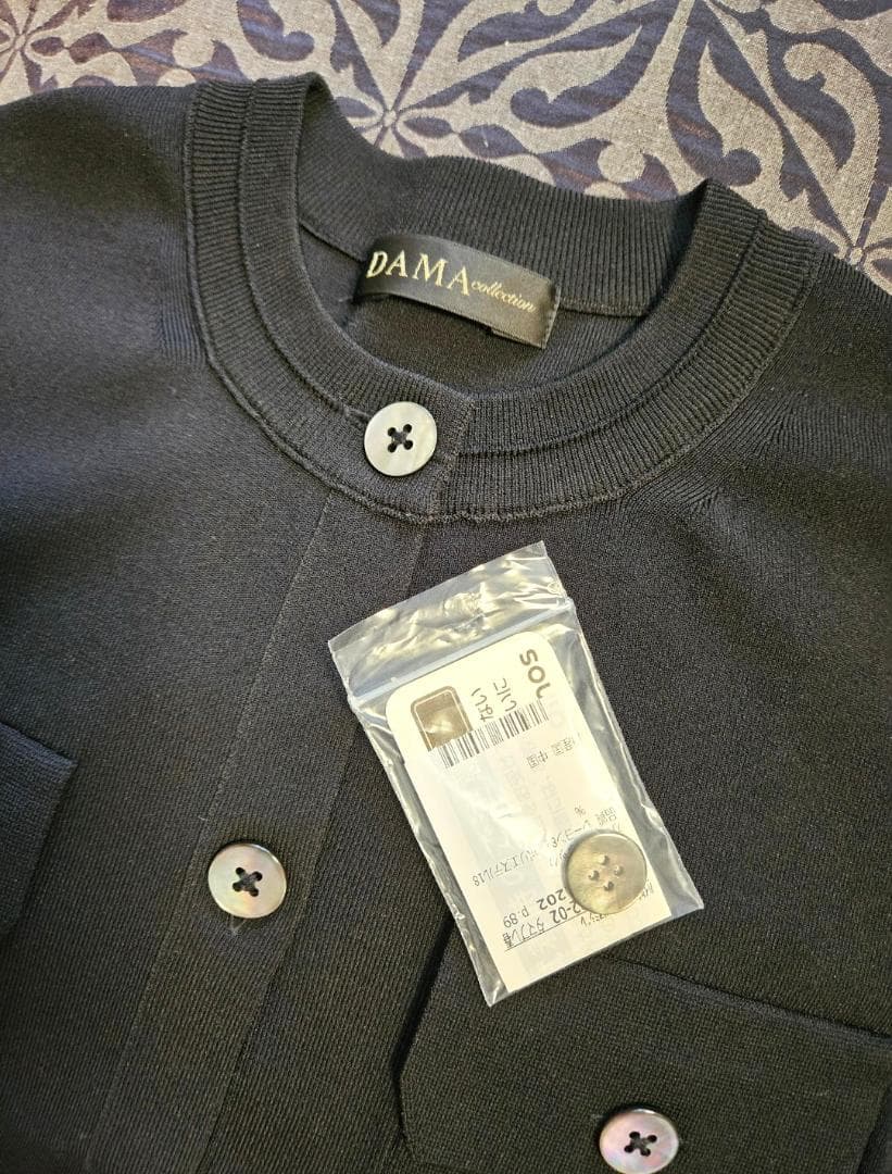 ◆DAMA【超美品】M 洗練ニットジレ 黒 25SS ダーマ上質素材 貝ボタン！