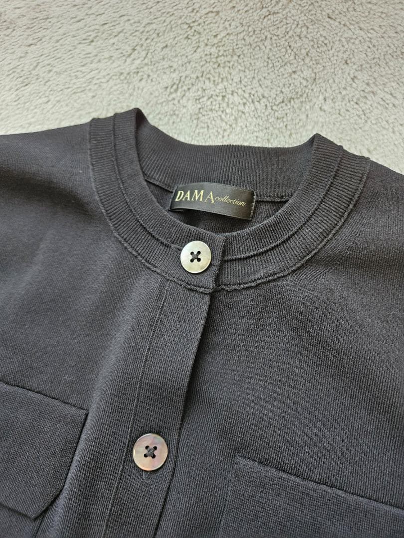 ◆DAMA【超美品】M 洗練ニットジレ 黒 25SS ダーマ上質素材 貝ボタン！