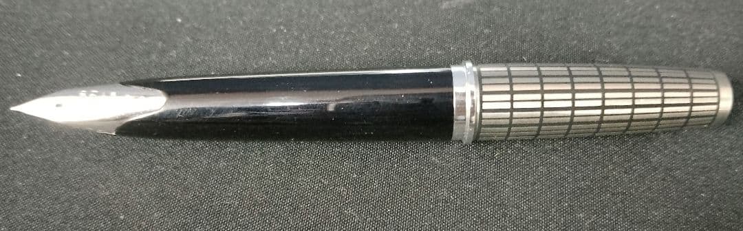 PILOT パイロット Elite エリート 万年筆 格子柄 18K F