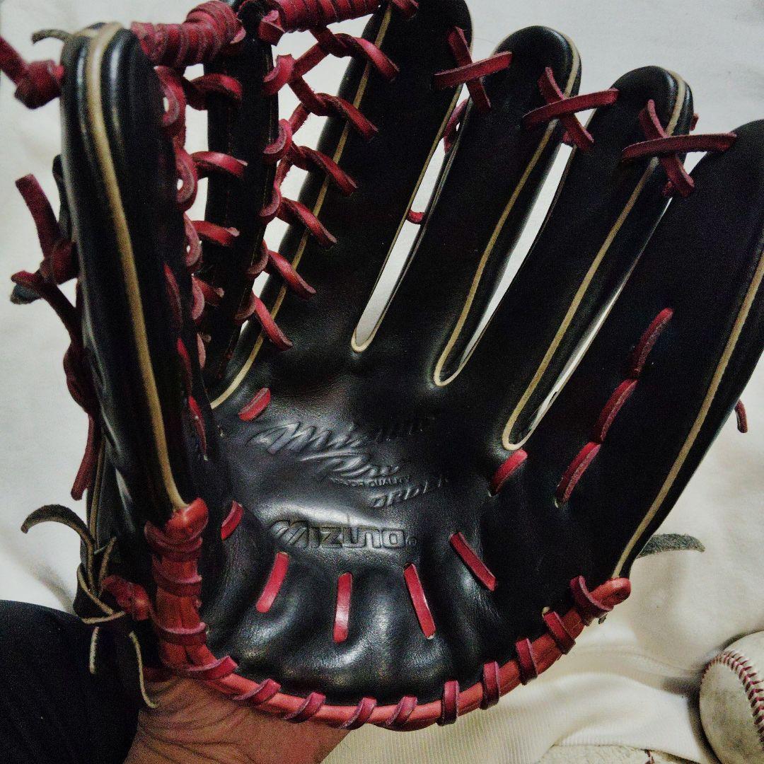 バレンティン様、専用　　　超希少！ミズノプロオーダー外野手用。 岸本耕作刻印
