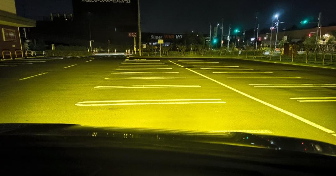 18LED　シリーズS　イエロー　宇宙一明るいバルブ　H11H8H16HB4H3