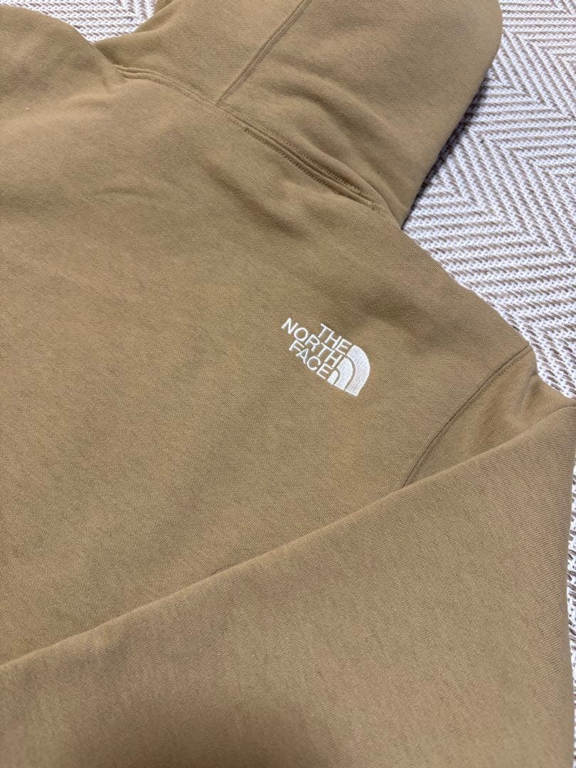 THE NORTH FACE スケエアロゴフーディ　ケルプタン